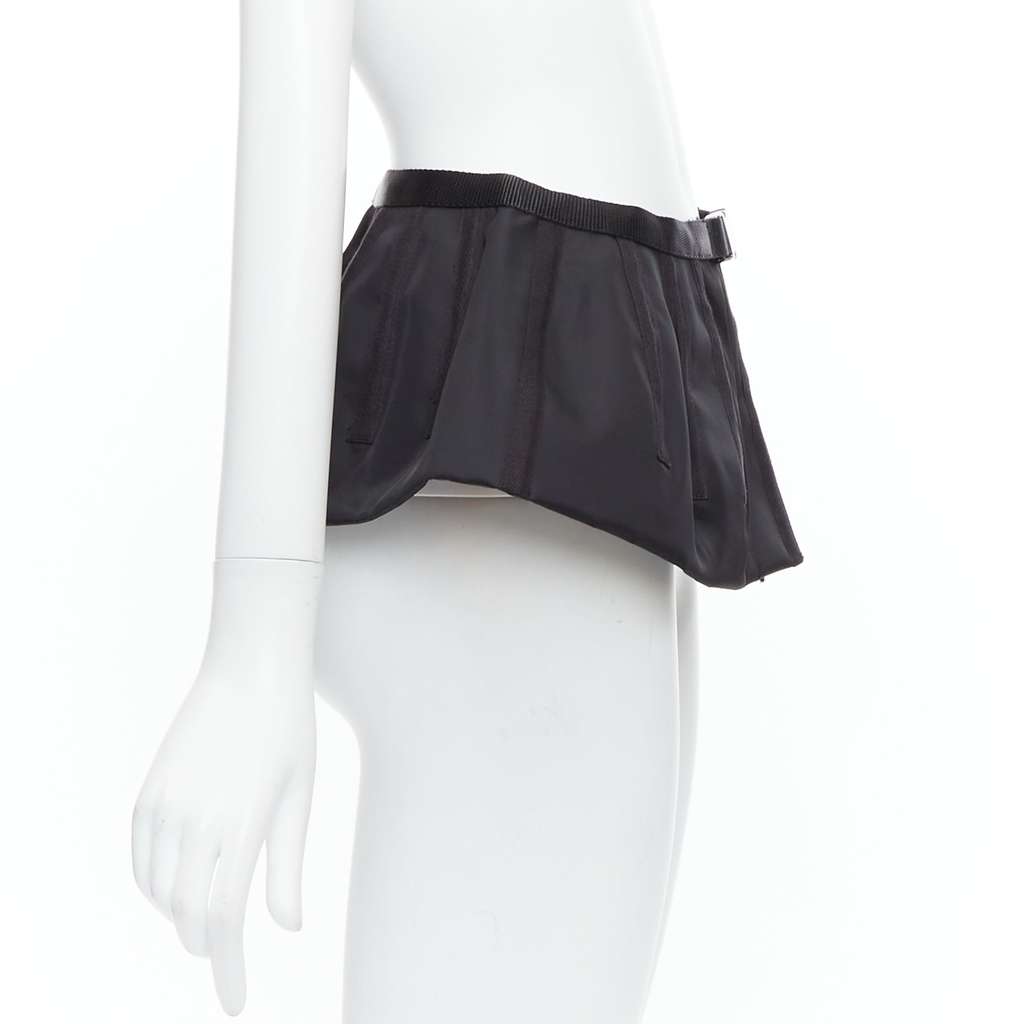 Prada Medusa Oval Black Belt Black Very good - Model View