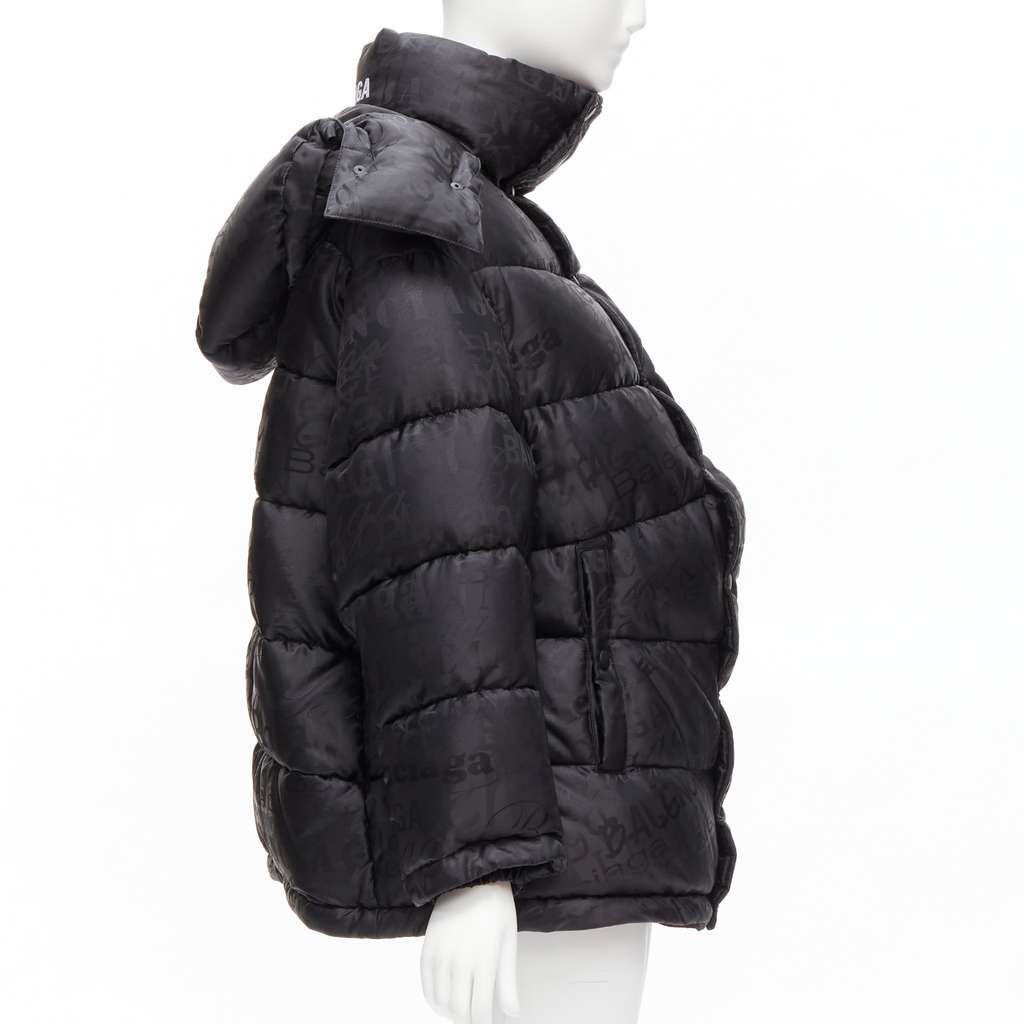 Balenciaga Black Swing Puffer Black Polyester Never worn, with tag - Model View