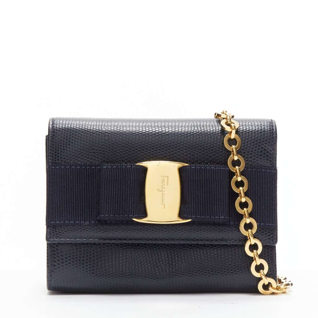 Salvatore Ferragamo Vara Bow Black Leather Very good condition - Front View