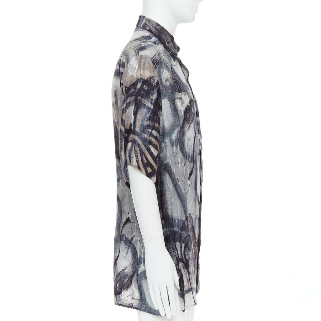 Yohji Yamamoto Abstract Silk Shirt Grey Silk Never worn - Model View