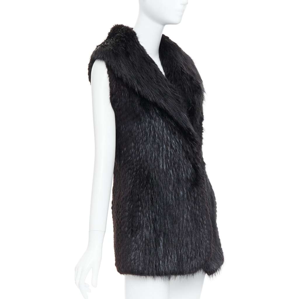 Unsigned Brown Fur Hook Coat Black Fur Very good condition - Model View