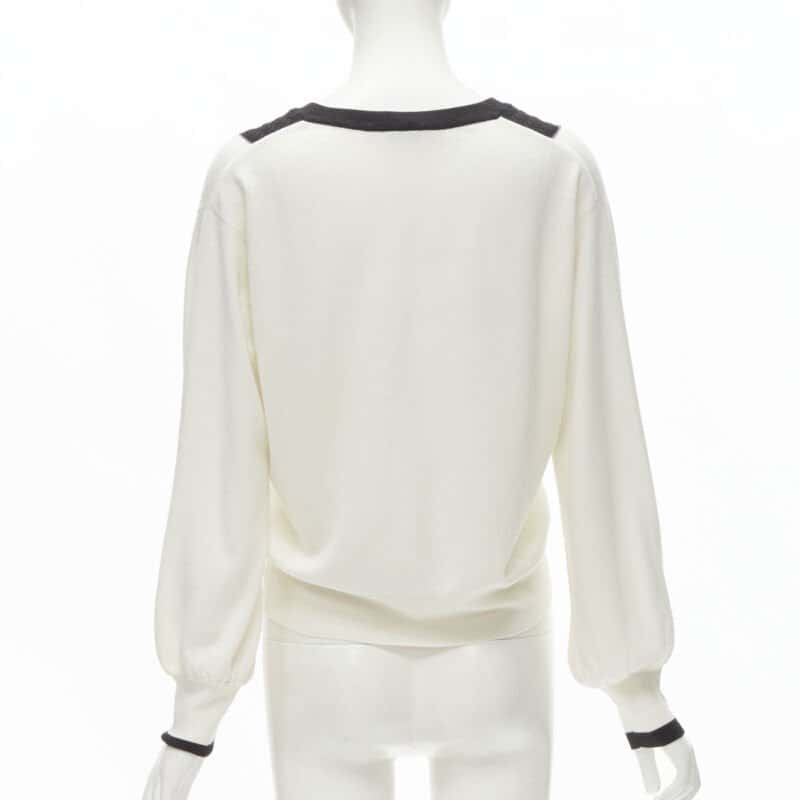 Chanel Chain Schoolgirl Sweater Beige Wool Very good - Box View
