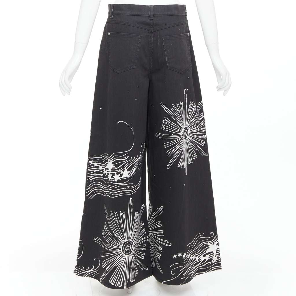 Chanel Horoscope Wide Jeans Black Cotton Never worn, with tag - Box View