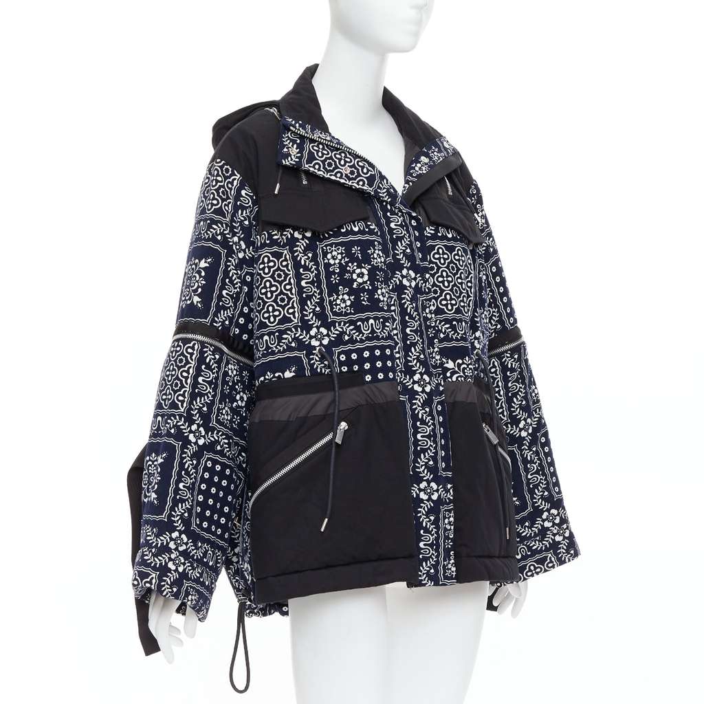 Sacai Navy Printed Padded Coat Black Cotton Never worn - Model View