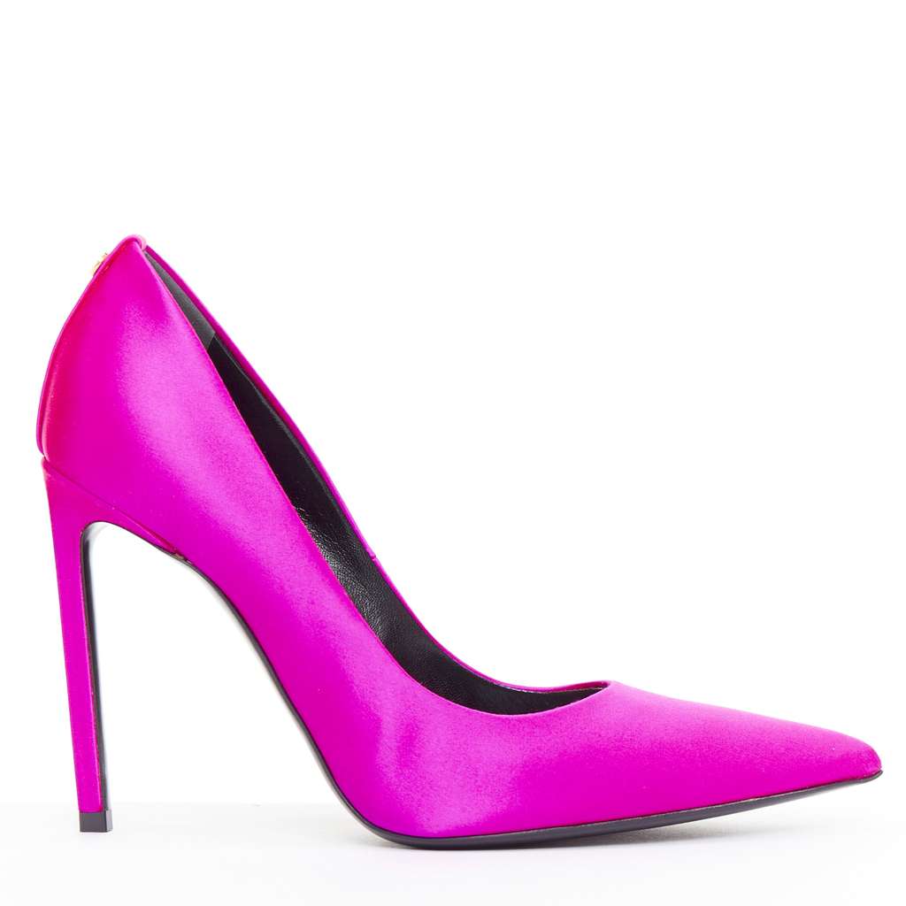Tom Ford Pink Satin Pumps Pink Silk Very good condition - Front View