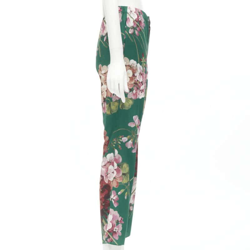 Gucci Floral Pajama Pants Green Silk Never worn - Model View