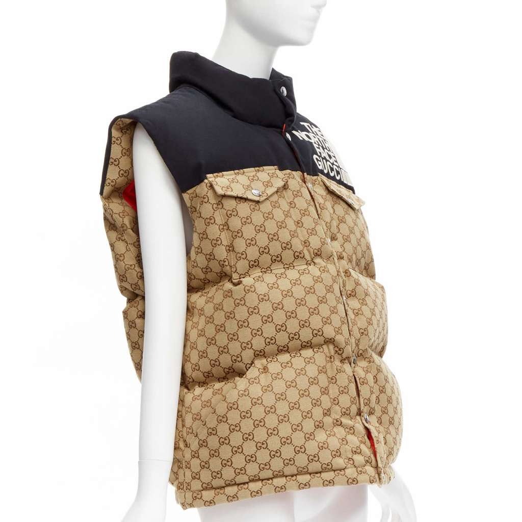 Gucci Black Monogram Vest Beige Cotton Very good - Model View