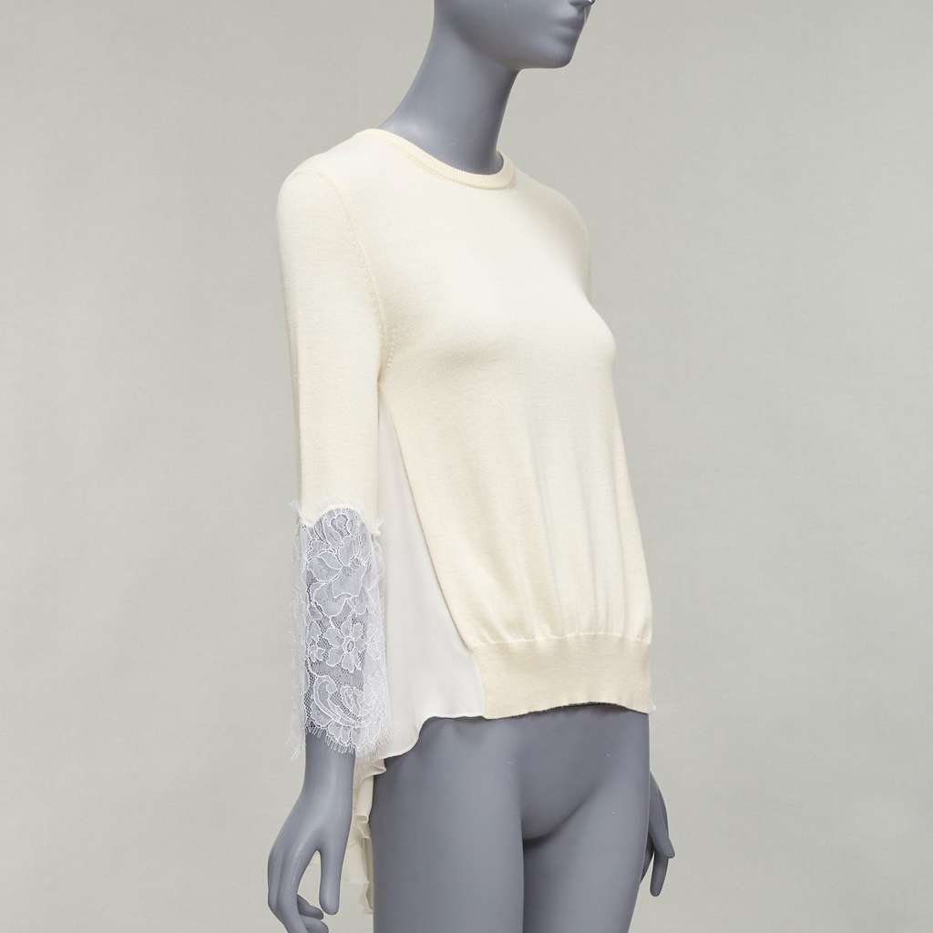 Oscar De La Renta Lace Flare Hem Sweater Beige Wool Very good - Model View