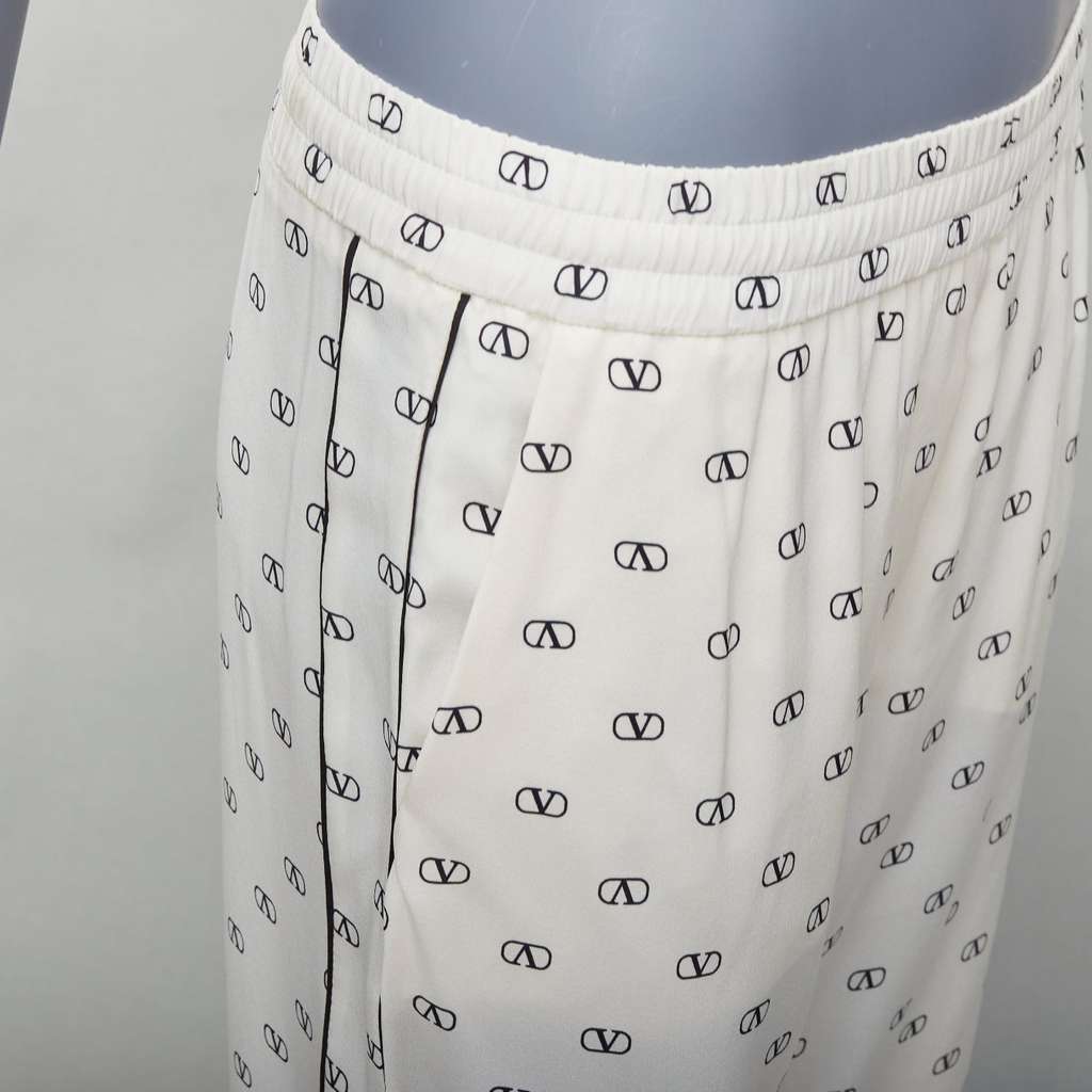 Valentino Garavani Trim Waist Pants Beige Silk Never worn - Back View