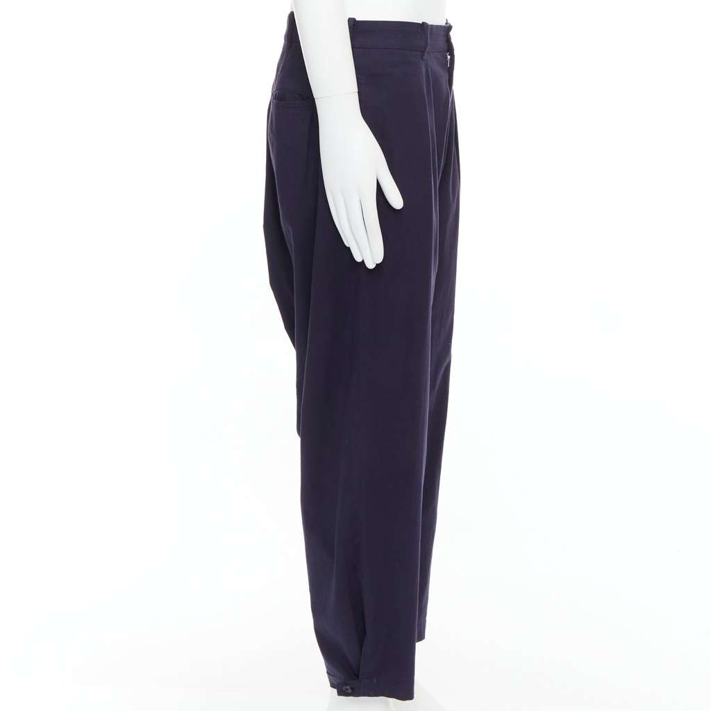 Yohji Yamamoto Cotton Pleated Pants Navy Cotton Good condition - Model View