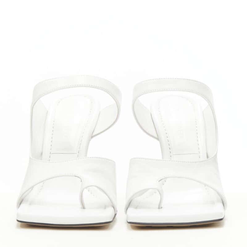 Bottega Veneta Crunch Toe Sandals White Leather Very good - Inside View