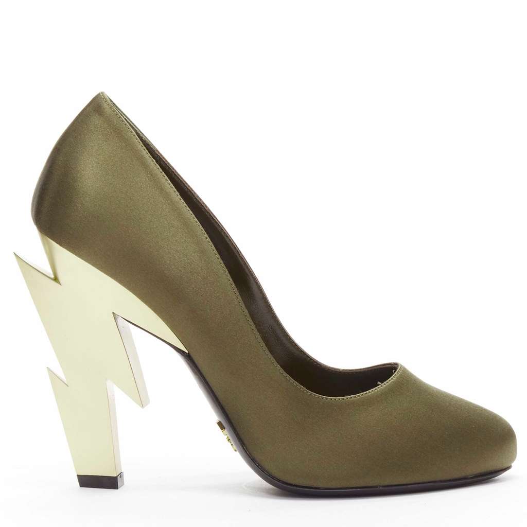 Prada Silk Gold Heels Green Polyester Never worn - Front View