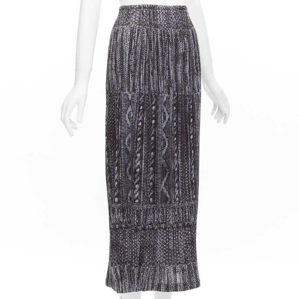 Issey Miyake Cable Knit Skirt Grey Polyester Never worn - Back View