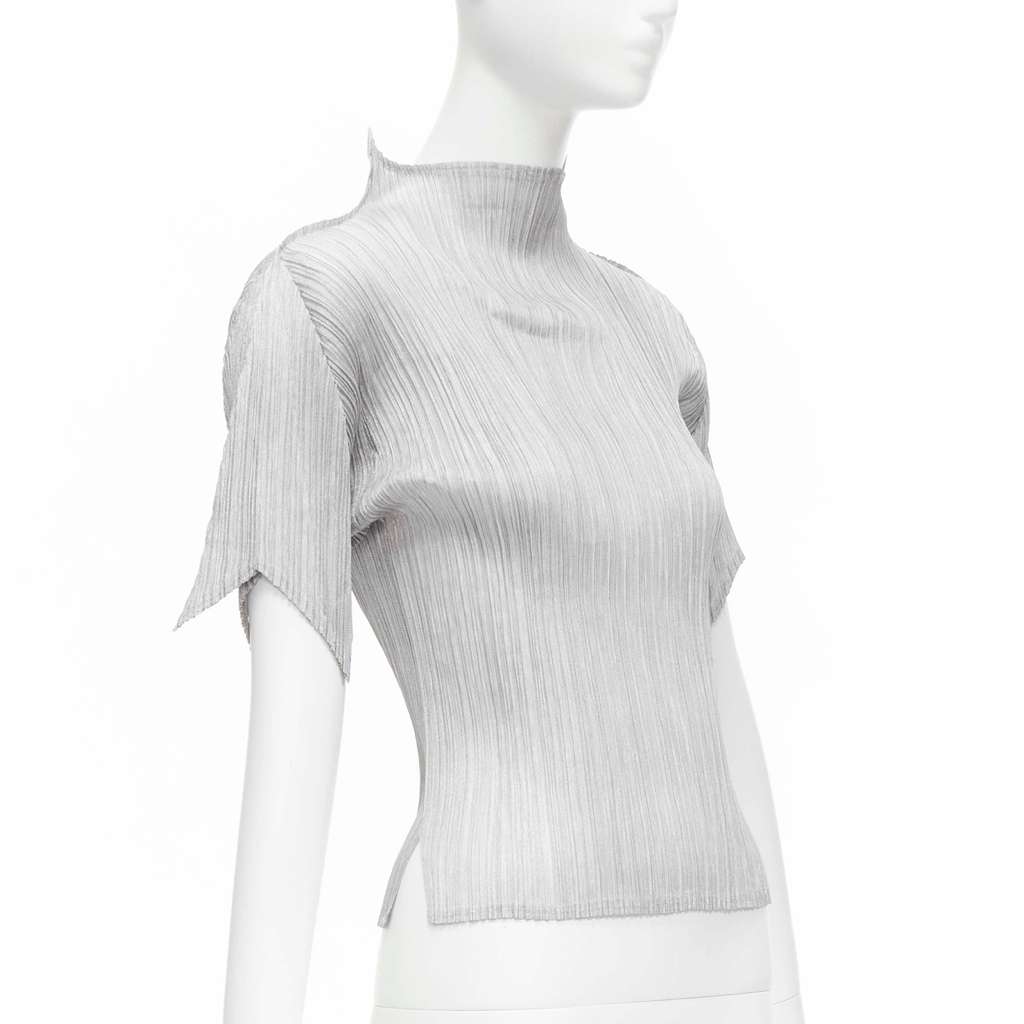 Issey Miyake Spike Pleats Top Silver Polyester Never worn - Inside View