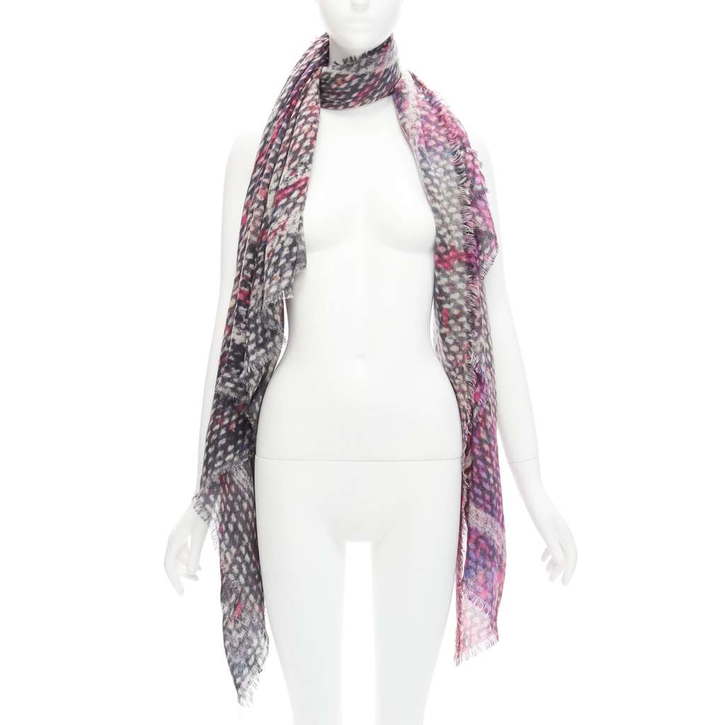 Chanel Oversized Tweed Scarf Purple Cashmere Never worn - Front View