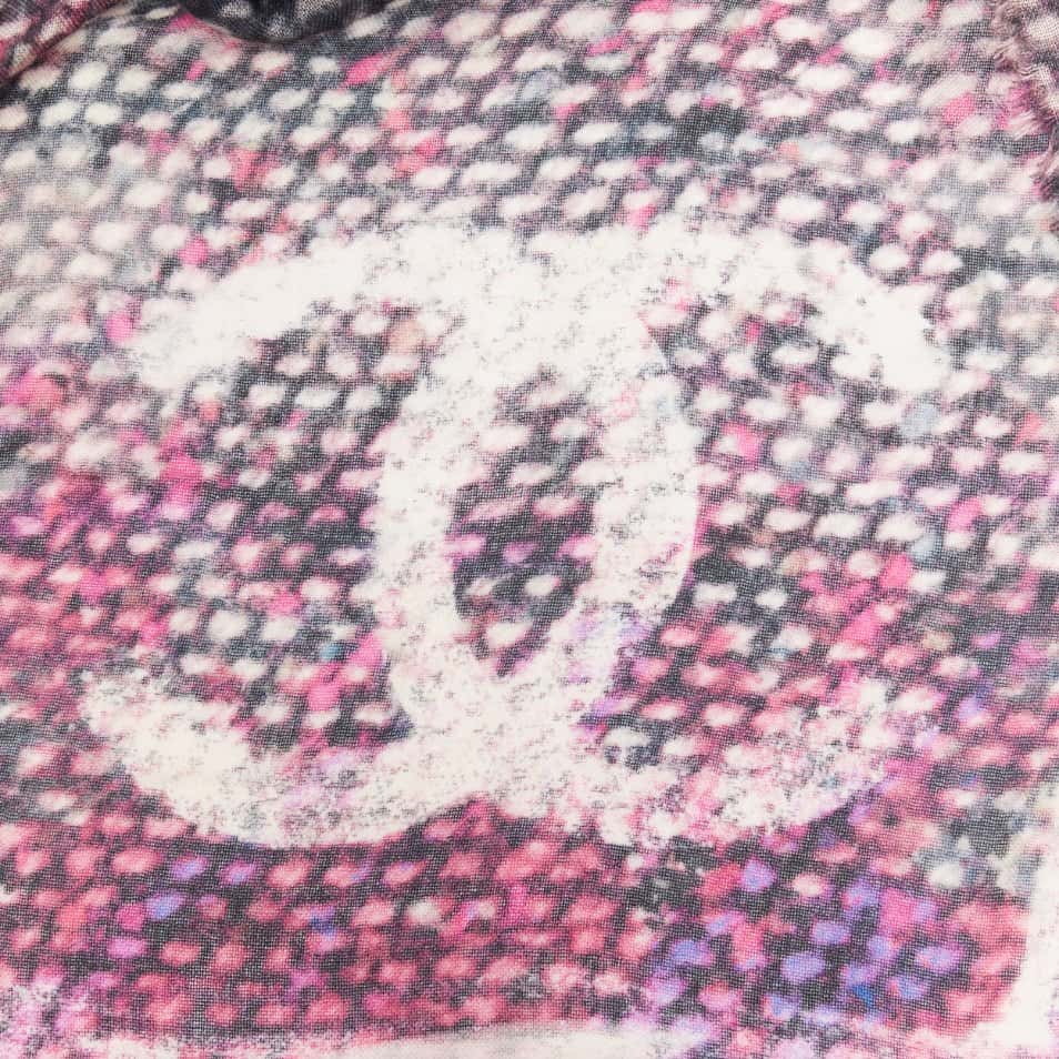Chanel Oversized Tweed Scarf Purple Cashmere Never worn - Back View