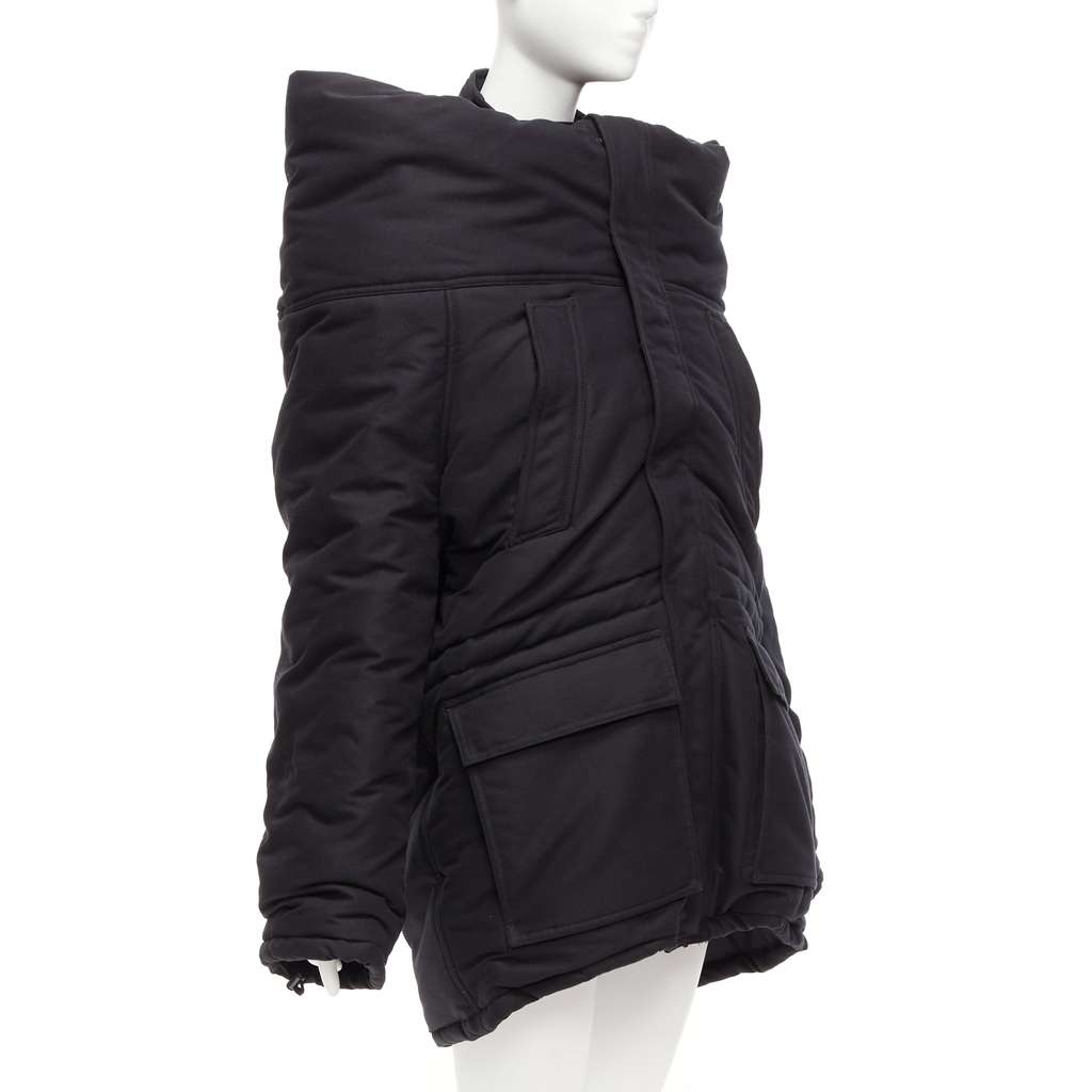 Balenciaga CB Parka 681495 Black Polyamide Never worn - Inside View