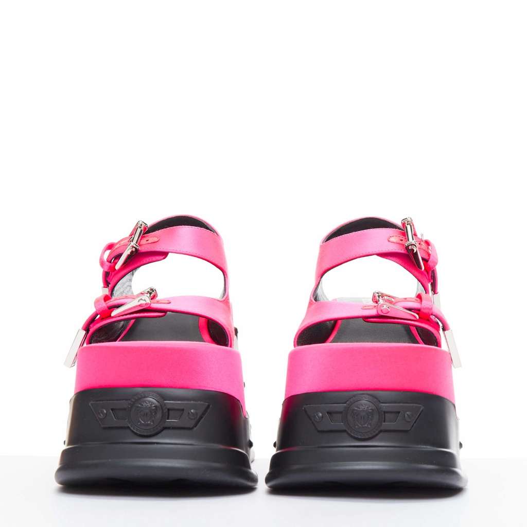 Versace Anthem Pink Sandals Pink Never worn - Inside View