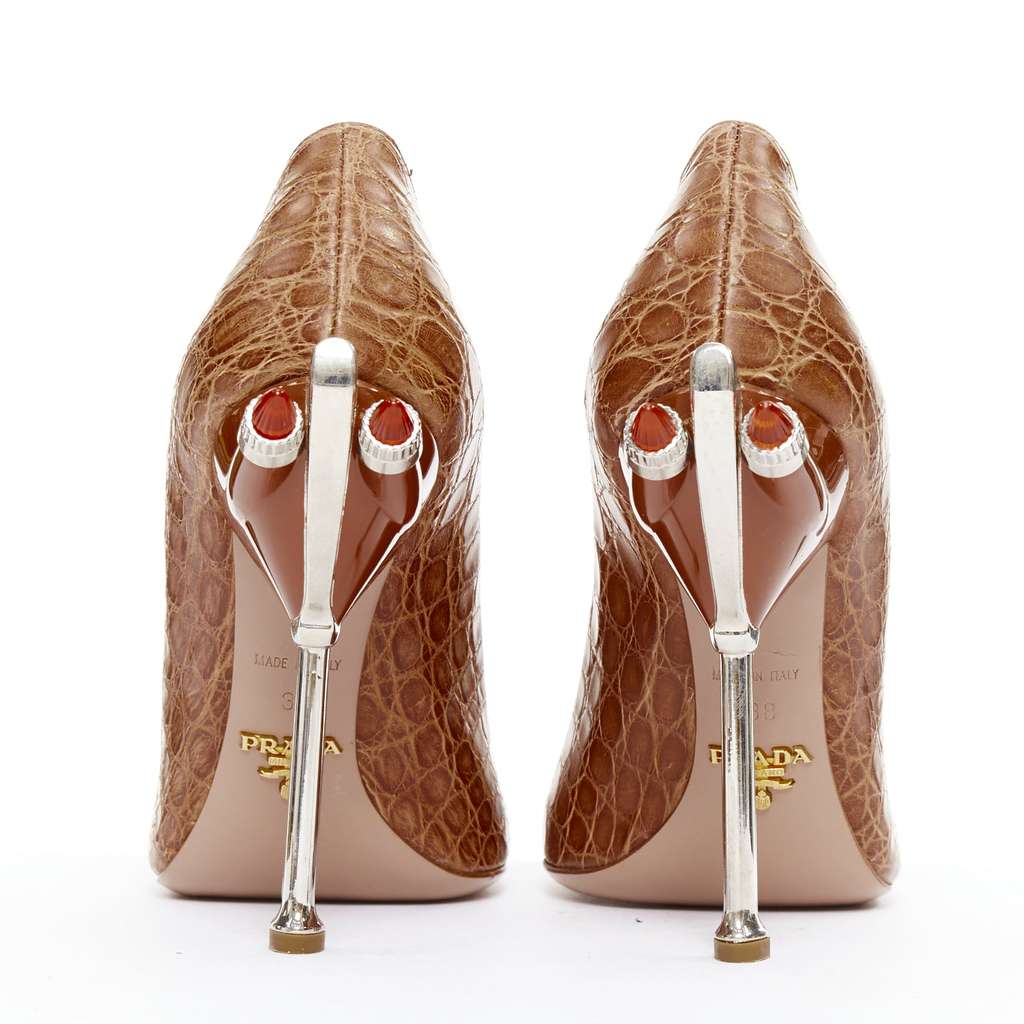 Prada Rocket Flame Pumps Brown Leather Never worn - Box View