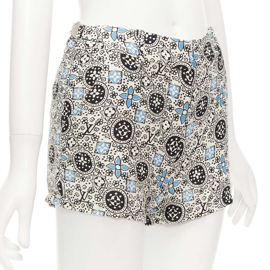 Louis Vuitton Floral Shorts Skirt Ecru Wool Very good - Inside View