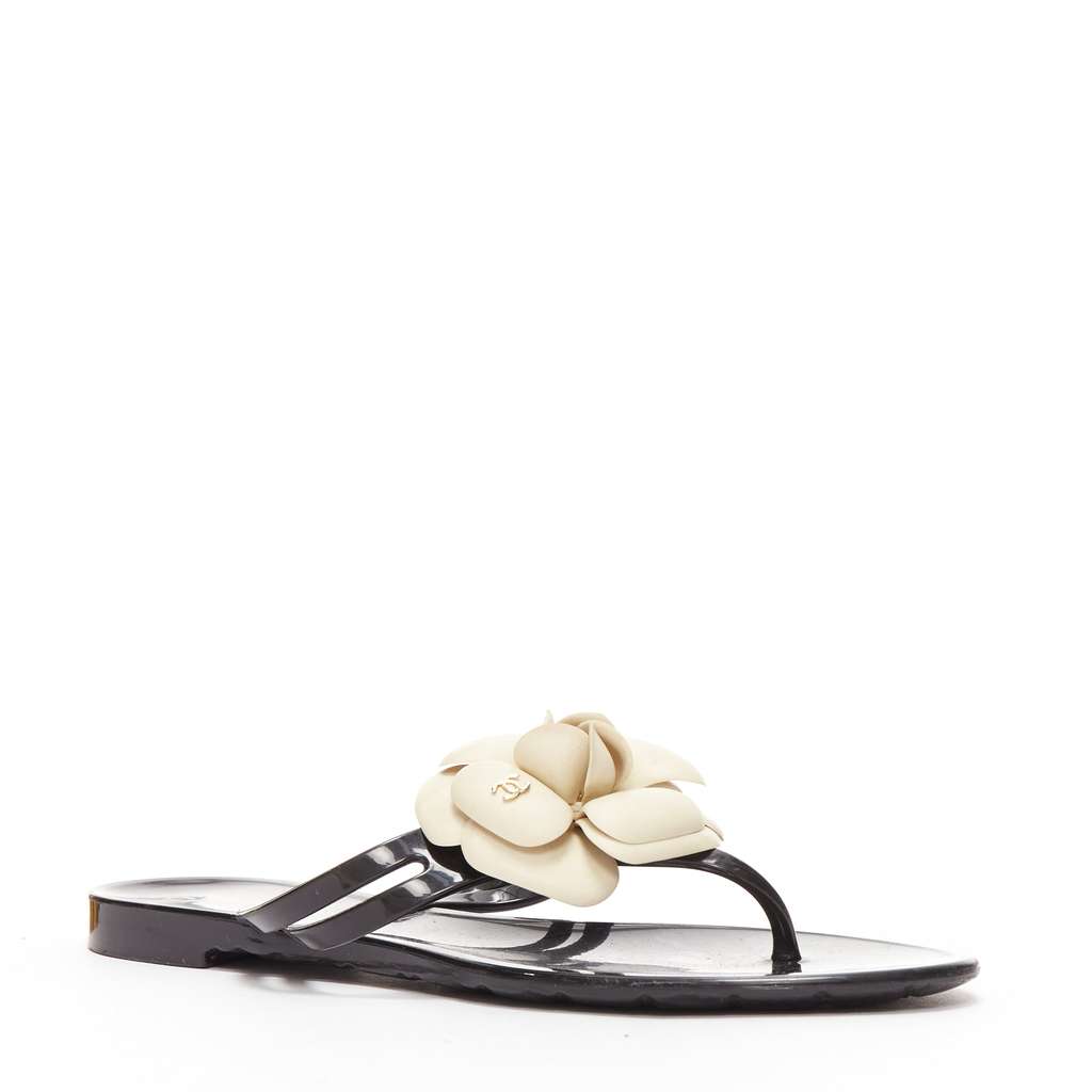 Chanel Camellia Thong Slippers Black Rubber Fair condition - Inside View