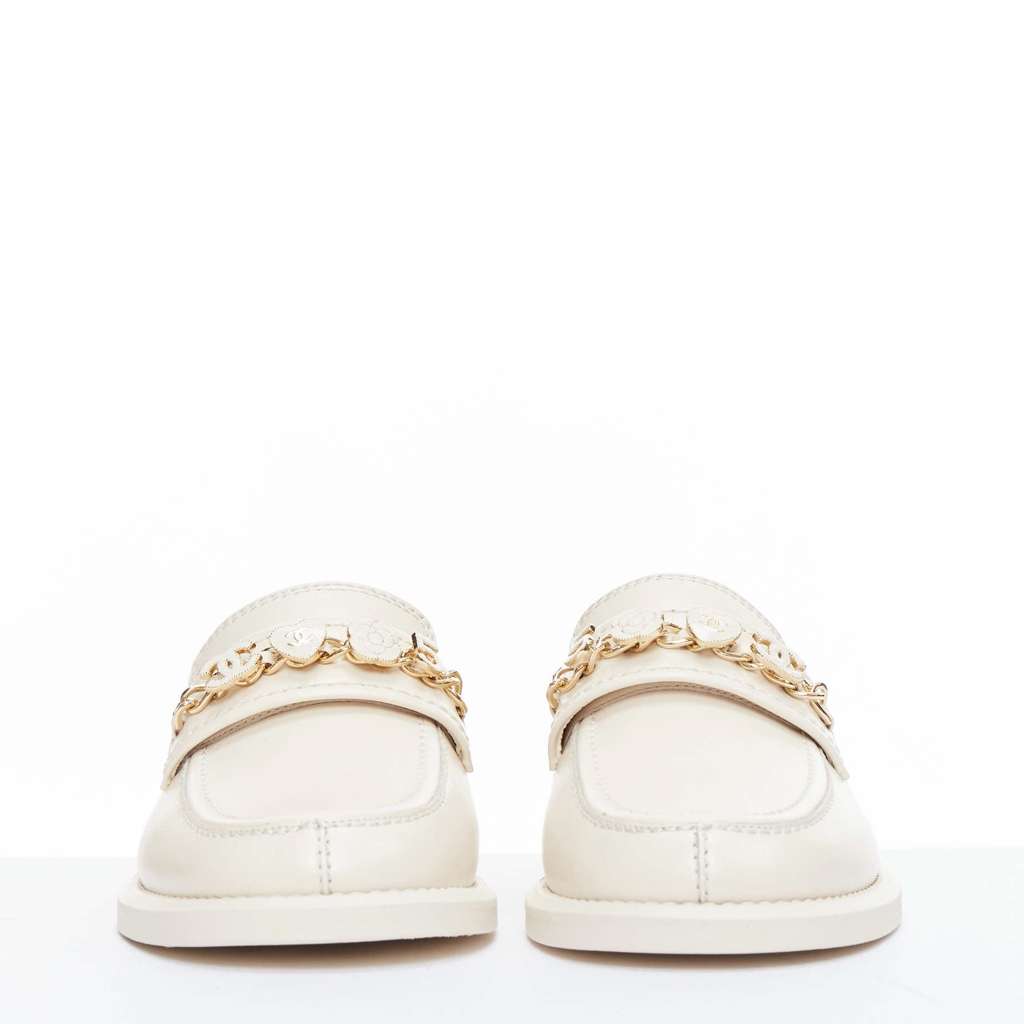 Chanel Heart Charm Loafers Beige Leather Never worn, with tag - Box View