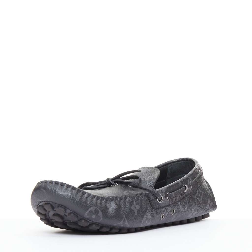 Louis Vuitton Eclipse Arizona Grey Very good - Model View