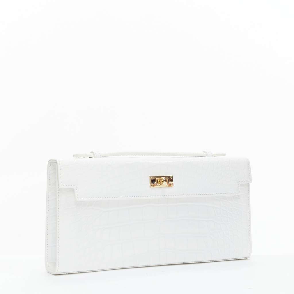 Unsigned Mustang Wristlet Bag White Leather Very good - Inside View