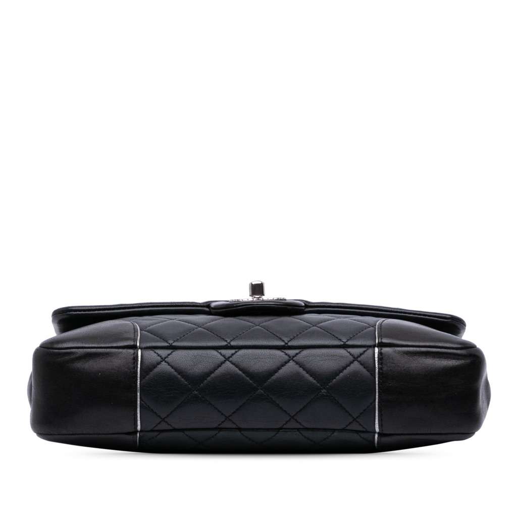 Chanel Paris-Salzburg Medium Lambskin Tyrolean Flap Other Leather Good condition - Inside View