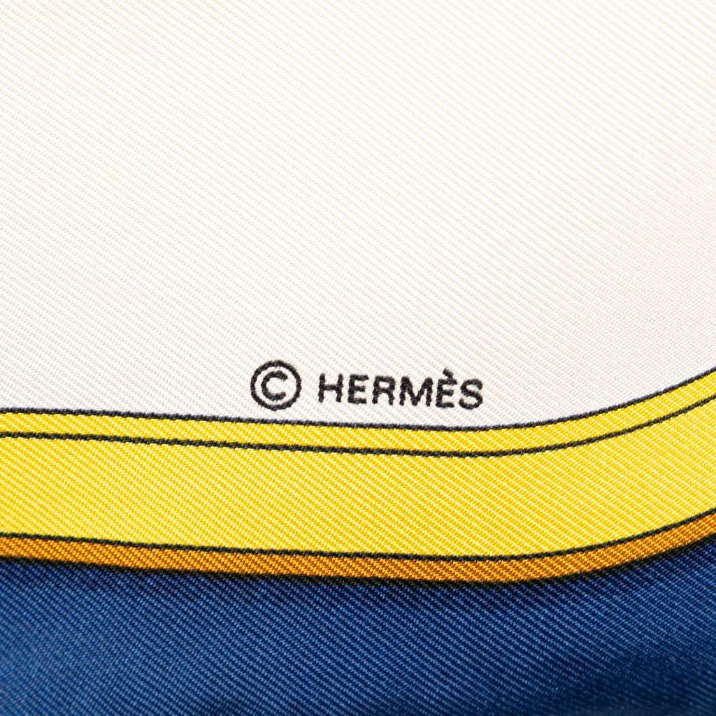 Hermès Grand Apparat Silk Scarf White Silk Good condition - Box View