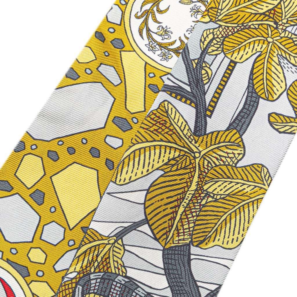 Hermès La Danse Des Amazones Twilly Silk Scarf Yellow Silk Very good condition - Box View