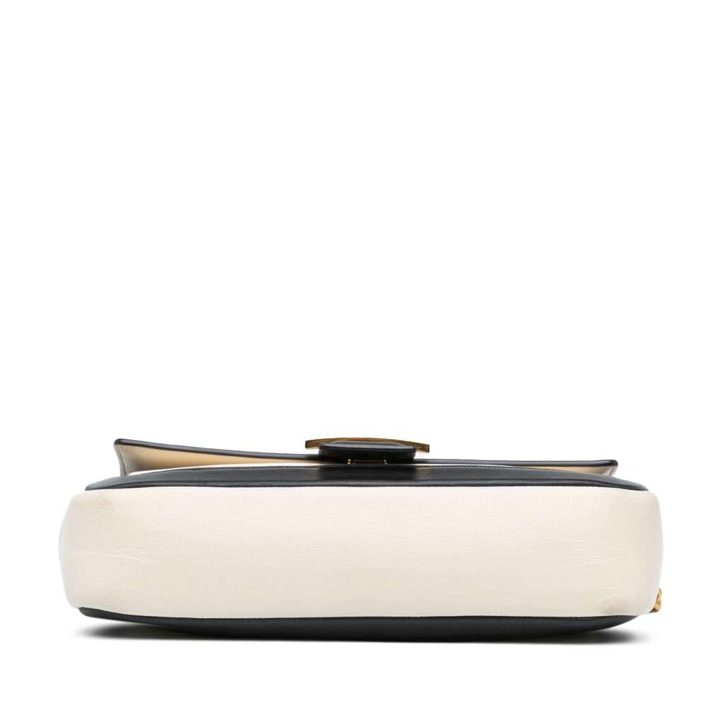 Fendi Bicolor Leather Chain Baguette White Leather Good - Inside View