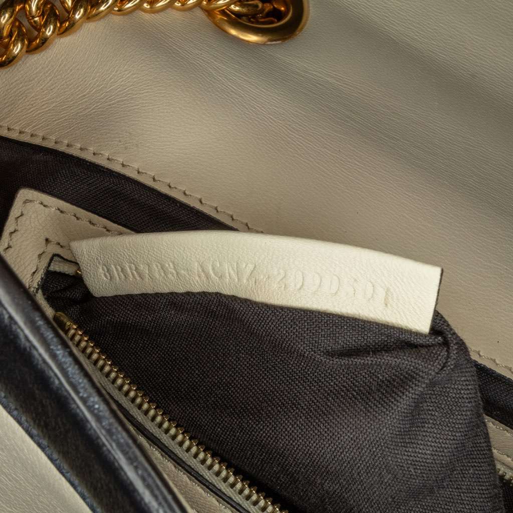Fendi Bicolor Leather Chain Baguette White Leather Good - Box View