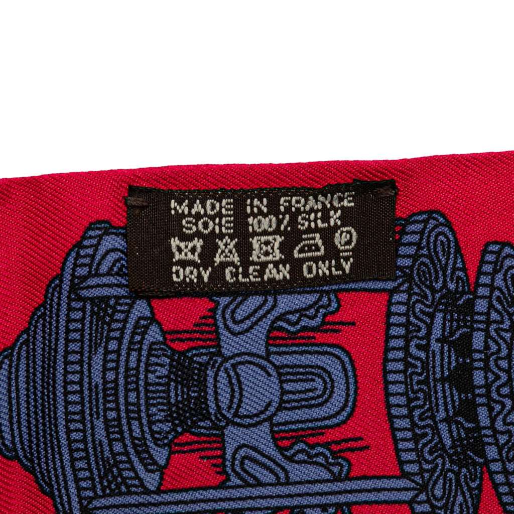 Hermès Merveilleuses Lanternes Twilly Silk Scarf Red Silk Very good condition - Model View