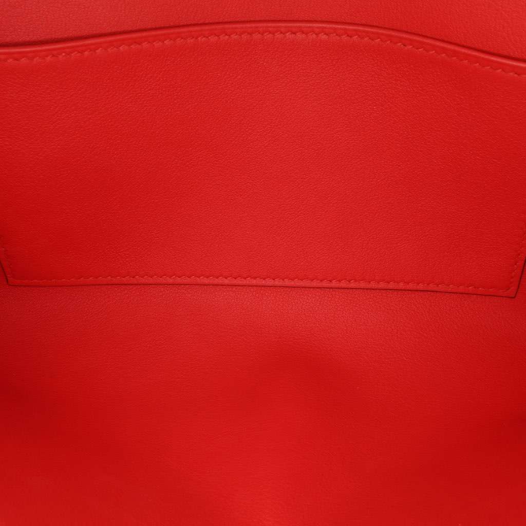 Hermès Tadelakt Medor 23 Red Leather Good condition - Model View
