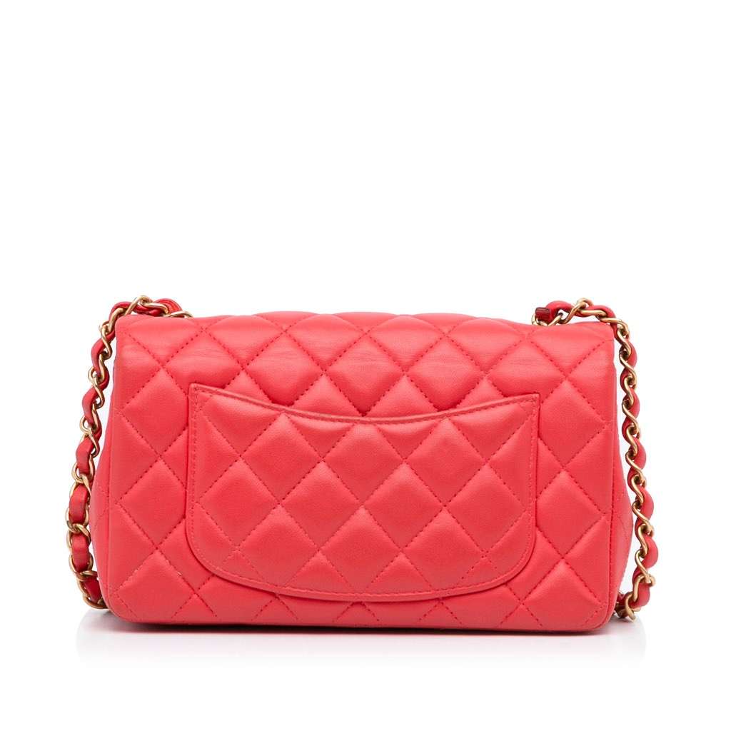 Chanel Mini Rectangular Classic Lambskin Single Flap Red Leather Very good condition - Model View