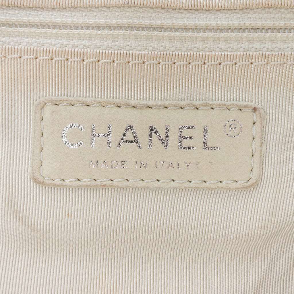 Chanel Large Lambskin Chain Around Flap Black Leather Good - Box View