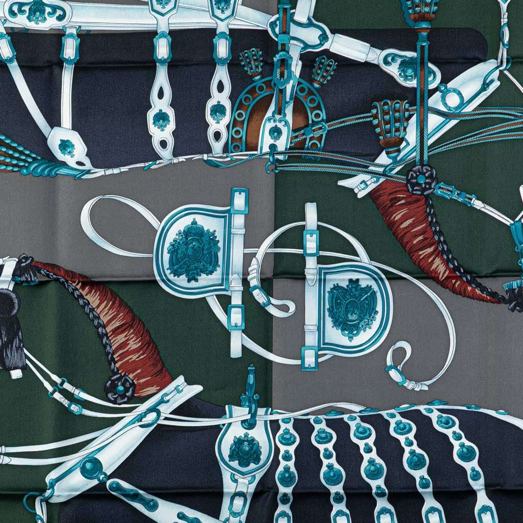 Hermès Harnais De Cour Silk Scarf Grey Silk Very good condition - Back View