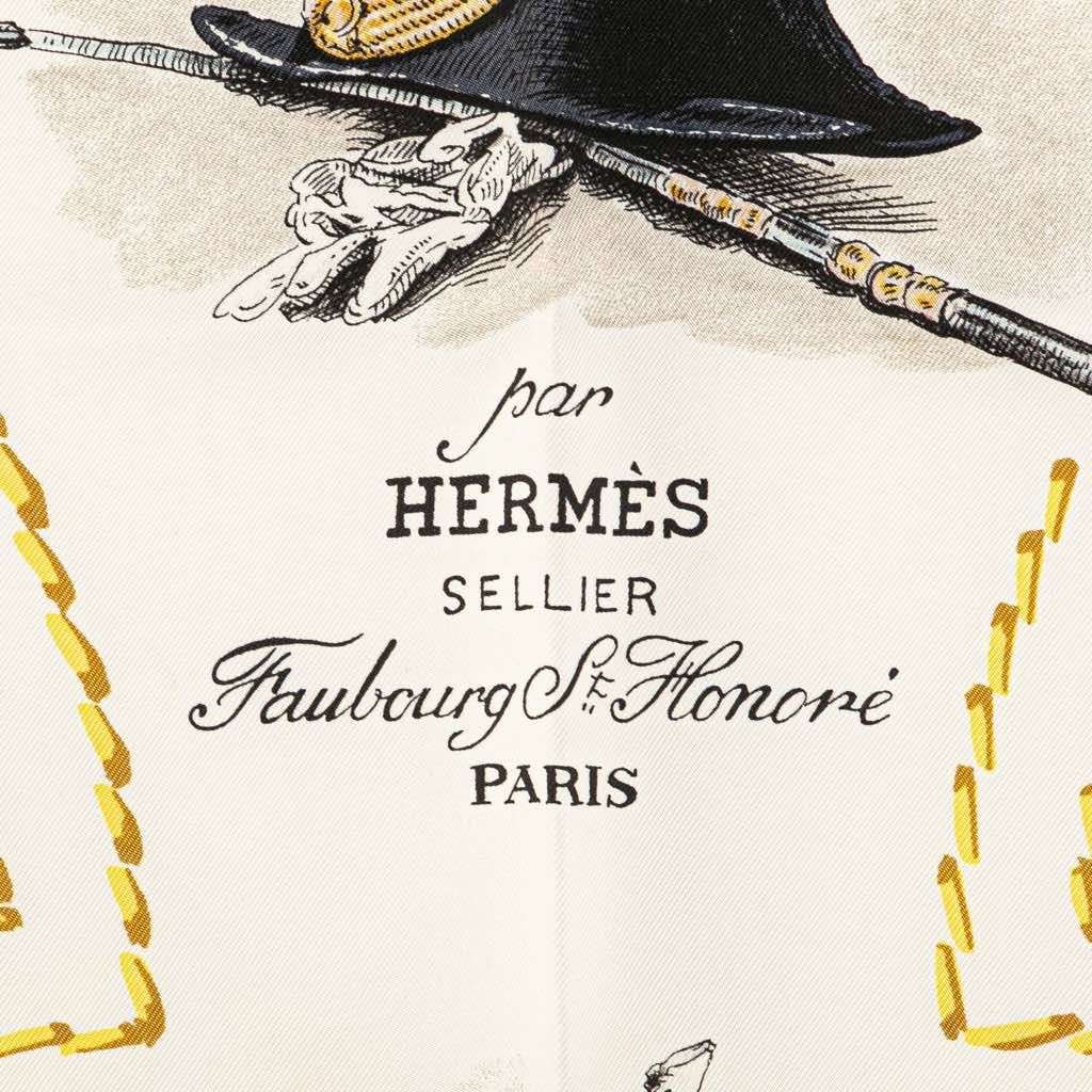 Hermès Cadre Noir Silk Scarf White Silk Good condition - Inside View