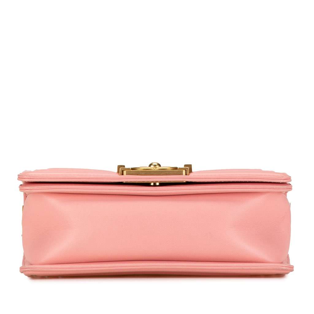 Chanel Small Braided Chevron Cotton and Lambskin Boy Flap Pink Cotton Good - Model View