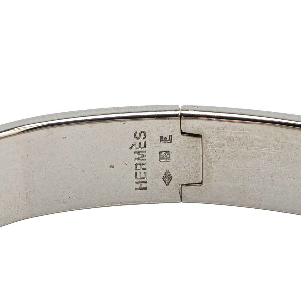 Hermès Narrow Enamel Clic H Bracelet PM Blue Good condition - Model View