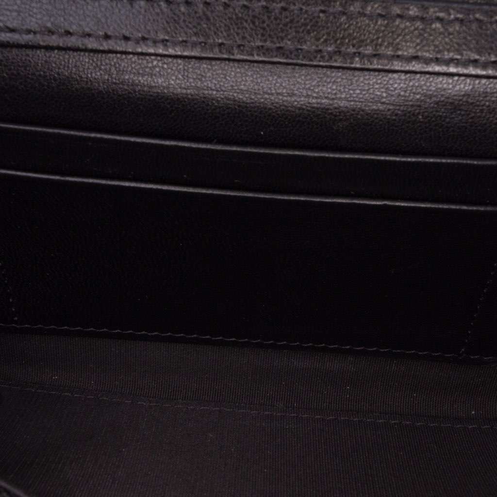 Chanel CC Quilted Shiny Lambskin Ribbon Long Clutch on Chain Black Leather Good condition - Model View