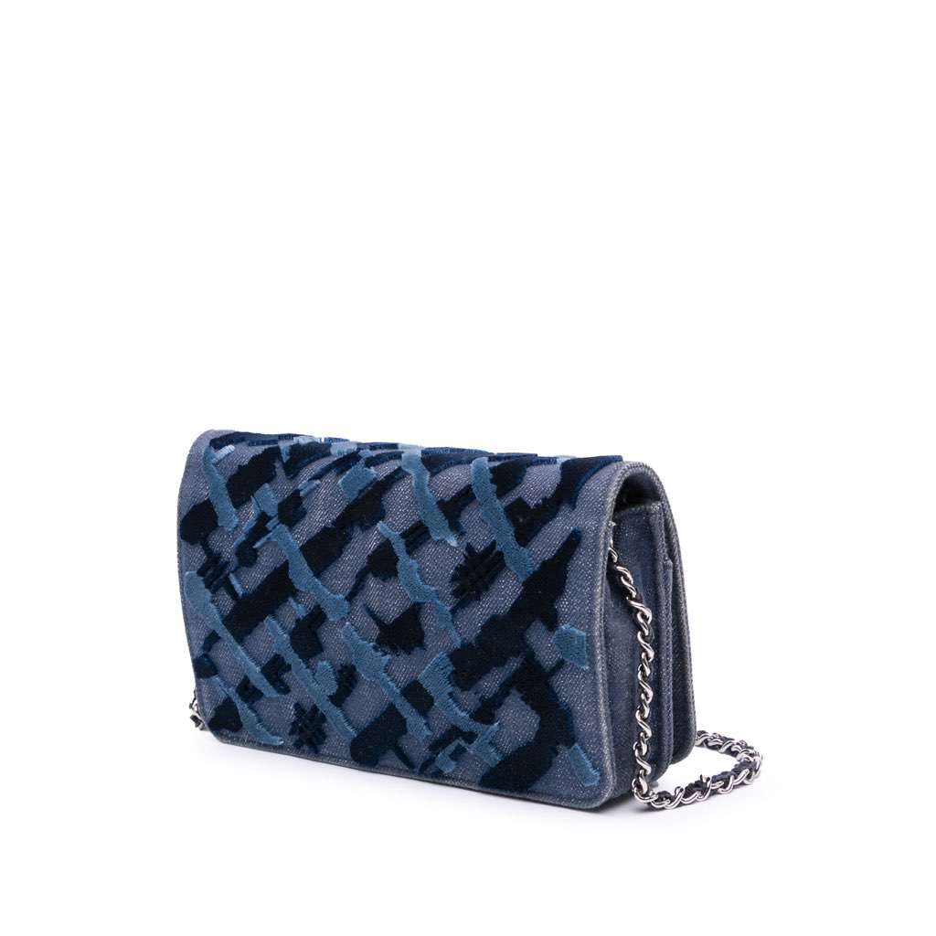 Chanel Denim and Velvet Wallet On Chain Blue Denim Good condition - Back View