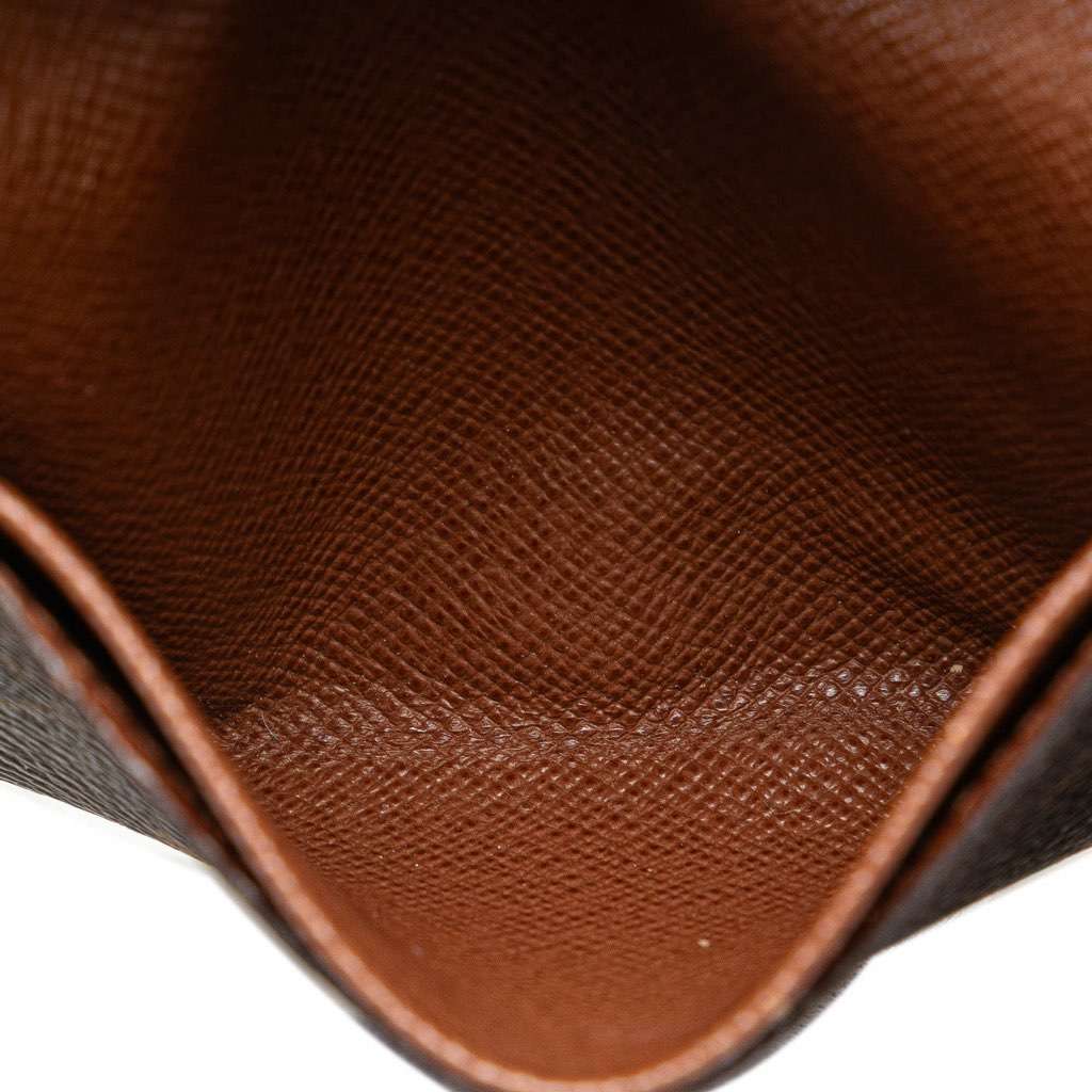 Louis Vuitton Monogram Enveloppe Carte De Visite Brown Canvas Good - Model View
