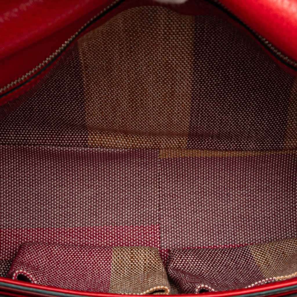 Gucci Medium Leather Bamboo Daily Crossbody Red Leather Very good - Model View