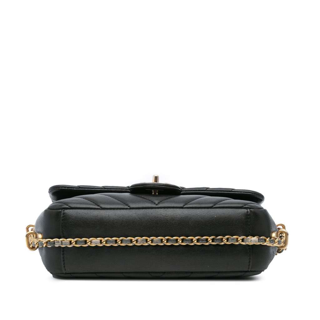 Chanel Mini Rectangular Chevron Lambskin Chain Around Flap Black Leather Very good - Inside View