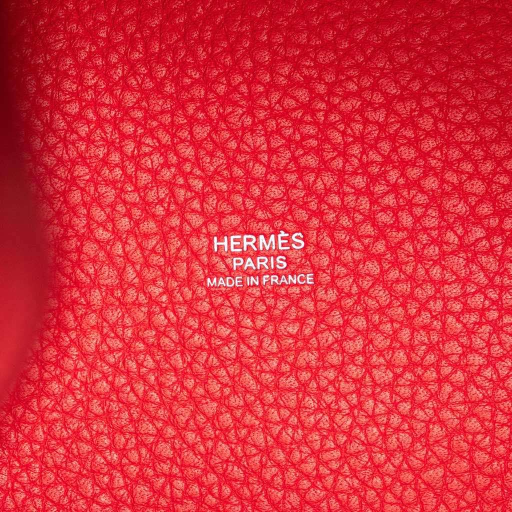 Hermès Clemence Picotin Lock 18 Red Leather Good condition - Box View