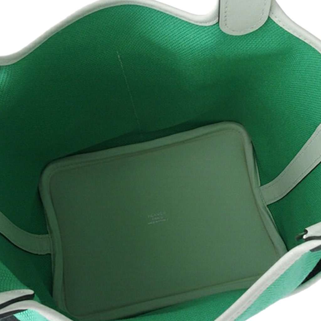 Hermès Toile Goeland and Swift Cargo Picotin Lock 18 Green Canvas Good condition - Model View