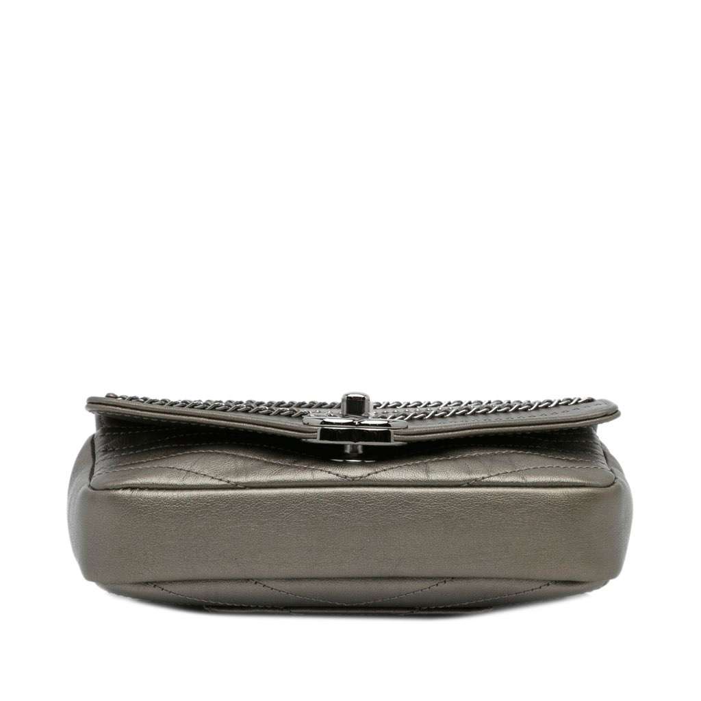 Chanel Small Chevron Data Center Envelope Flap Bag Gold Leather Very good - Box View