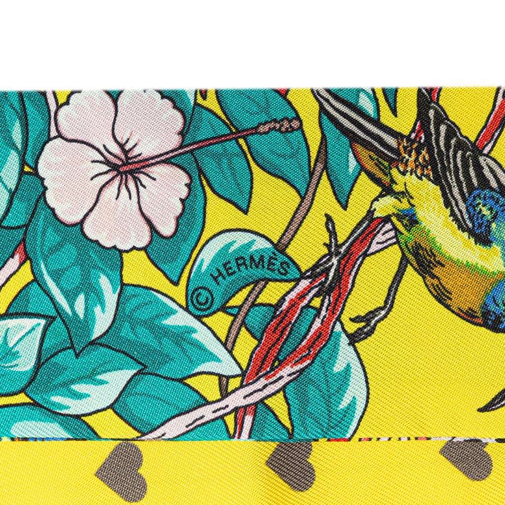 Hermès Jungle Love Silk Twilly Scarf Yellow Silk Good condition - Inside View